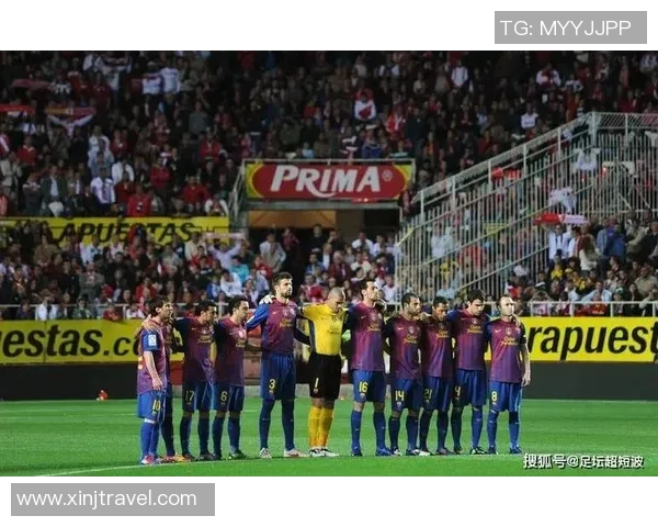 巴萨球星奋力拼抢绿茵赛场展现激情瞬间